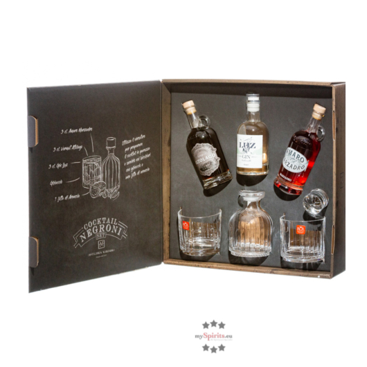 Marzadro Geschenk-Set „Negroni“ inkl. Karaffe und 2 Gläsern / 16-45 % Vol./ 3 x 0,2 Liter-Flasche in Box