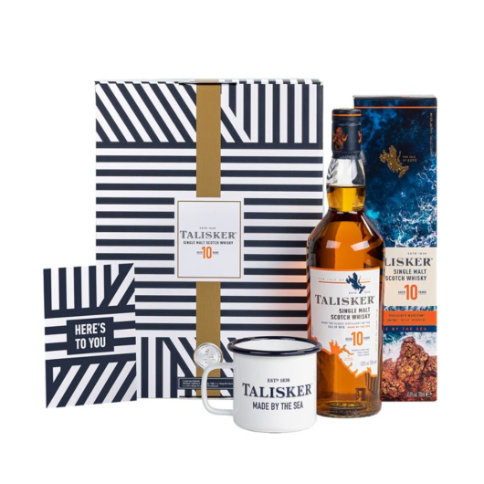 Talisker 10 Years Whisky Geschenkset mit Emaille-Tasse & Grußkarte / 45,8 % Vol. / 0,7 Liter-Flasche in Geschenkbox