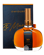 Davidoff XO Extra Old Cognac / 40 % Vol. / 0,7 Liter-Flasche in Geschenkschatulle